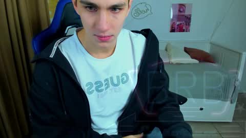 Frank online show from November 2025 04:51:01 AM