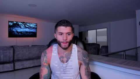 Snapshot of frankfarrellx chatting on February 2025 09:30:01 PM Frank Farrell. Hey remember to give me a thumbs up Ty online show from February 2025 09:30:01 PM