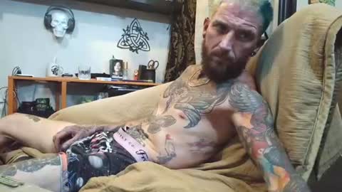 Frankie DRay   LikeFollowShareBuild online show from June 2026 04:28:02 AM