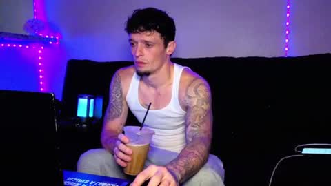 Snapshot of frankoafterdark chatting on November 2025 12:57:02 AM Franco online show from November 2025 12:57:02 AM