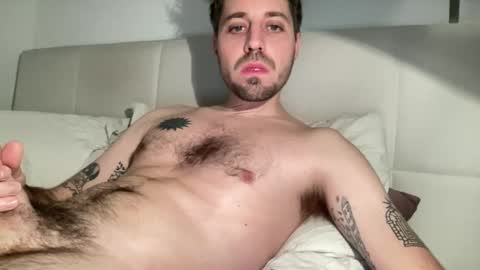 Snapshot of frankybiiig chatting on March 2025 08:27:02 PM thegoodandbiiig online show from March 2025 08:27:02 PM