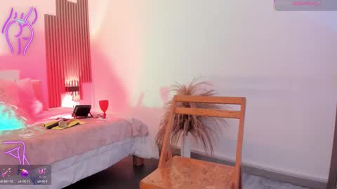 Fransheska online show from November 2025 02:39:01 PM