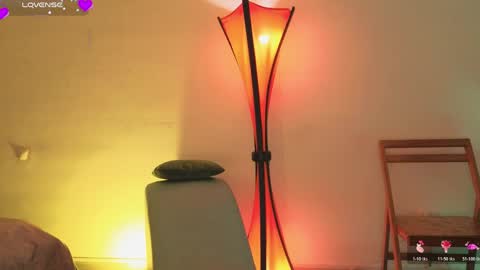 Fransheska online show from April 2026 12:02:01 PM