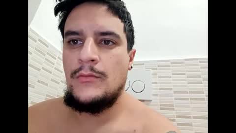 Snapshot of fraromeo2 chatting on December 2024 04:24:02 PM fraromeo2 online show from December 2024 04:24:02 PM