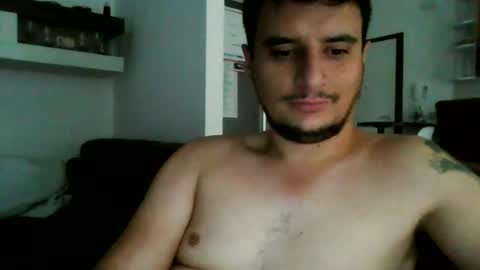 Snapshot of fraromeo2 chatting on October 2025 08:28:01 AM fraromeo2 online show from October 2025 08:28:01 AM