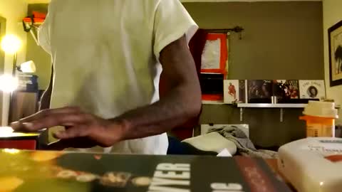 freakeazy online show from January 2026 09:53:02 PM