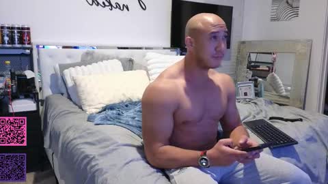 Snapshot of freakingfitness chatting on October 2025 03:23:02 AM Fucking Fitness online show from October 2025 03:23:02 AM