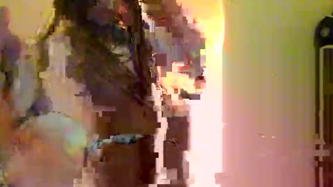 Snapshot of freaktwink420 chatting on November 2025 02:55:02 AM Squirrel twink online show from November 2025 02:55:02 AM