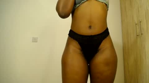 Snapshot of freaky_ass chatting on July 2026 11:07:01 AM Berry online show from July 2026 11:07:01 AM