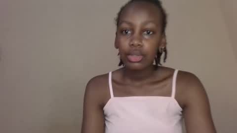 freaky_beauty online show from May 2026 12:21:01 PM