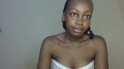 freaky_beauty online show from May 2026 10:12:01 AM