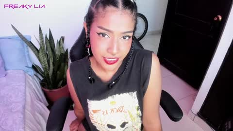 Snapshot of freaky_lia chatting on January 2025 10:39:01 PM Lia Gomez online show from January 2025 10:39:01 PM