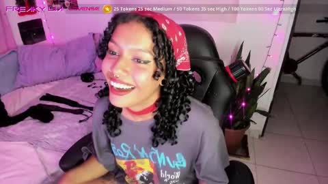 Snapshot of freaky_lia chatting on February 2025 02:26:01 AM Lia Gomez online show from February 2025 02:26:01 AM