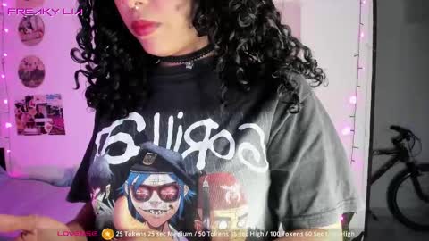 Snapshot of freaky_lia chatting on March 2025 10:31:02 PM Lia Gomez online show from March 2025 10:31:02 PM