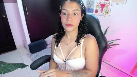 Snapshot of freaky_lia chatting on September 2025 10:54:01 PM Lia Gomez online show from September 2025 10:54:01 PM
