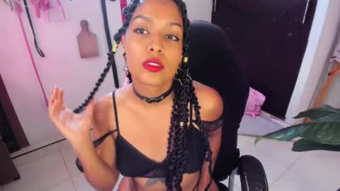 Lia Gomez online show from April 2026 01:58:02 PM