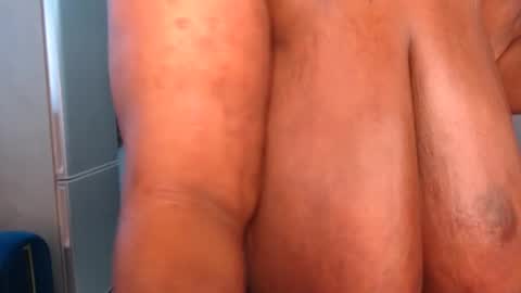 Snapshot of freakyboobsxx chatting on November 2025 03:04:01 PM Kimmy online show from November 2025 03:04:01 PM