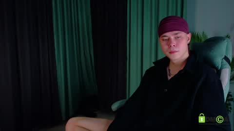 Fred online show from April 2026 07:58:01 PM