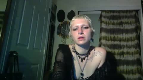 Lily Red online show from June 2026 06:52:02 AM