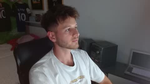 Frederick Perin online show from May 2026 09:01:02 PM
