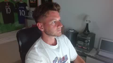 Snapshot of freddy_star chatting on July 2026 03:29:02 PM Frederick Perin online show from July 2026 03:29:02 PM