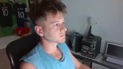 Snapshot of freddy_star chatting on July 2026 01:20:02 PM Frederick Perin online show from July 2026 01:20:02 PM
