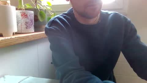 Snapshot of fredthetom12 chatting on December 2024 11:02:02 AM Greedy Fred online show from December 2024 11:02:02 AM