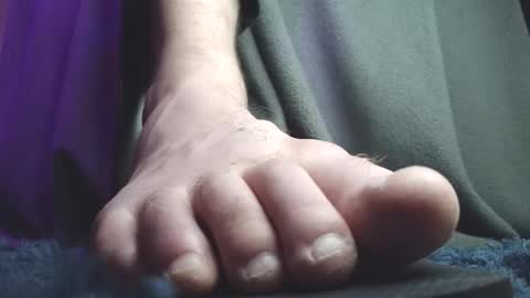 Snapshot of fredthetom12 chatting on February 2026 04:08:01 AM Greedy Fred online show from February 2026 04:08:01 AM