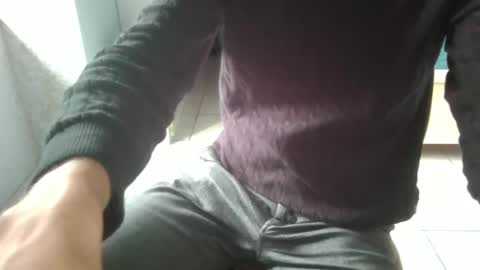 Snapshot of french_666999 chatting on December 2024 01:13:01 PM French 666999 online show from December 2024 01:13:01 PM