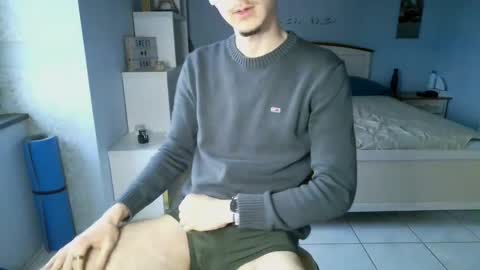 Snapshot of french_666999 chatting on January 2025 04:11:02 PM French 666999 online show from January 2025 04:11:02 PM