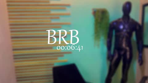 Xavier online show from February 2025 10:14:01 PM