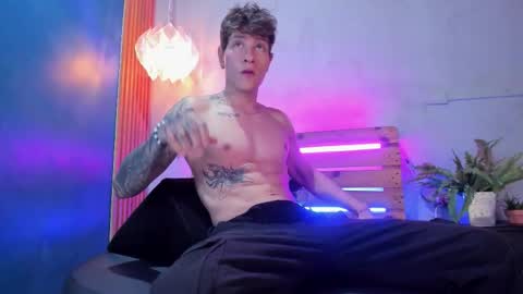 Xavier online show from November 2025 01:59:02 PM