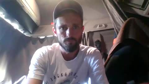 Snapshot of french_truck chatting on July 2026 02:32:02 PM french_truck online show from July 2026 02:32:02 PM