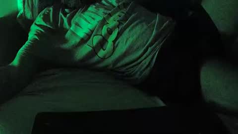 Snapshot of frenchbeardman chatting on October 2025 01:16:02 AM Thechaudieres online show from October 2025 01:16:02 AM