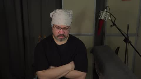 freqmoar online show from May 2026 05:52:02 PM