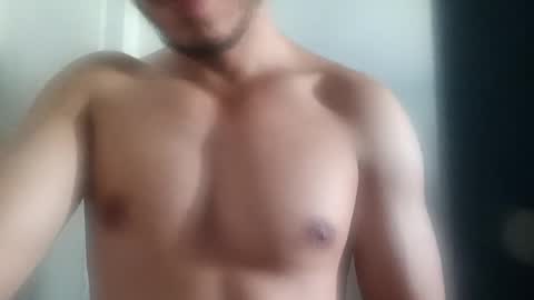 Snapshot of frey212121 chatting on November 2025 02:39:02 PM Phantom online show from November 2025 02:39:02 PM