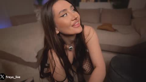 Freya online show from March 2025 03:49:01 PM