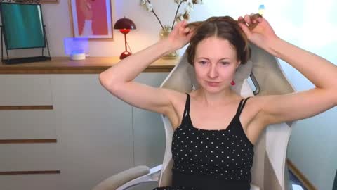 Freya online show from December 2024 07:25:02 PM