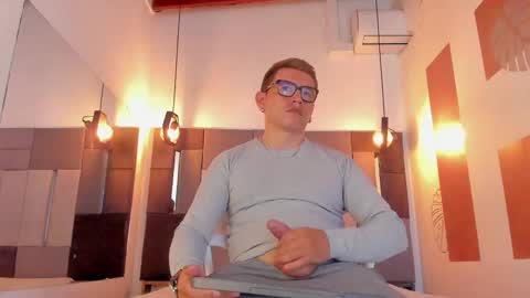  ALIS AND ALEX  online show from January 2026 09:18:01 PM