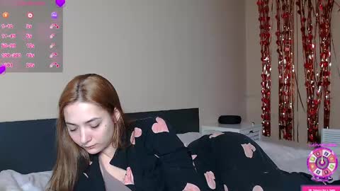 FreyaOliver online show from April 2026 09:38:01 PM