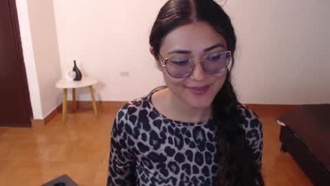freyarouge online show from May 2026 11:50:01 PM