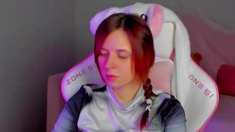 FreyaVey online show from February 2026 05:28:02 AM