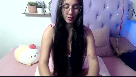 Freyja online show from February 2025 09:28:01 PM