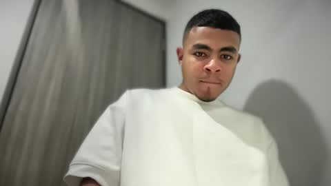 Snapshot of freyva_ chatting on January 2025 03:37:02 AM freyva_ online show from January 2025 03:37:02 AM