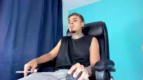 Snapshot of freyva_ chatting on September 2025 11:48:02 PM freyva_ online show from September 2025 11:48:02 PM