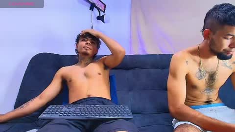 freyva_ online show from April 2026 01:39:01 AM