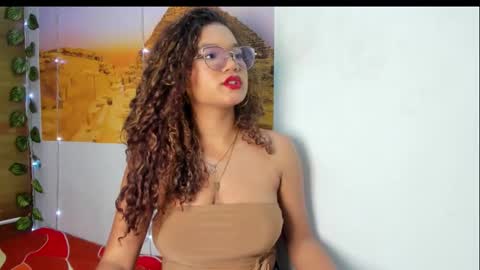 Snapshot of frezzita_ chatting on October 2025 07:14:02 PM Frezzita online show from October 2025 07:14:02 PM