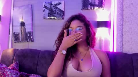 Snapshot of frezzita_ chatting on November 2025 08:05:01 PM Frezzita online show from November 2025 08:05:01 PM