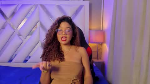 Snapshot of frezzita_ chatting on November 2025 07:48:02 PM Frezzita online show from November 2025 07:48:02 PM