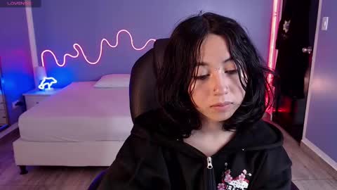 frida_lassi_ online show from February 2025 01:17:02 PM